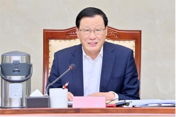最高检党组理论学习中心组暨检委会集体学习立法法2